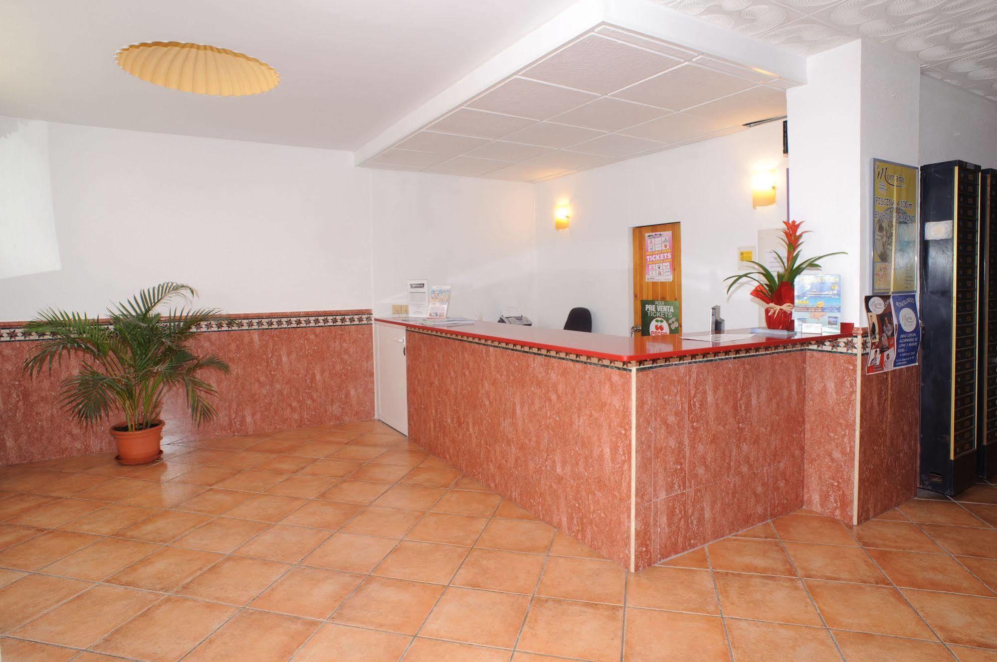 Hostal Montana San Antonio  Exterior foto